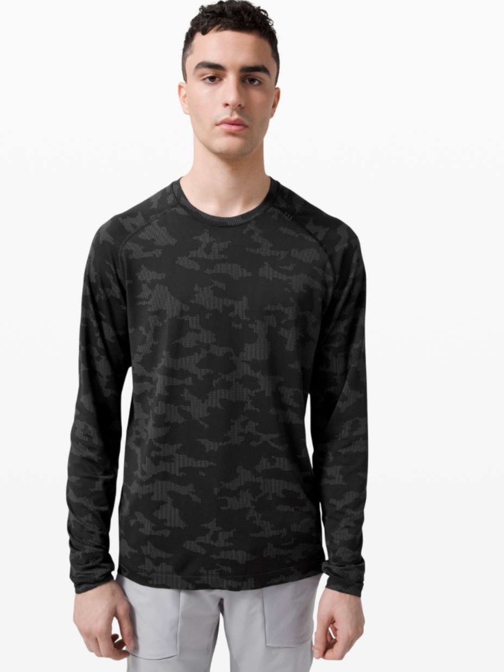 Lululemon Metal Vent Tech Long Sleeve Tee Black Camo size Large